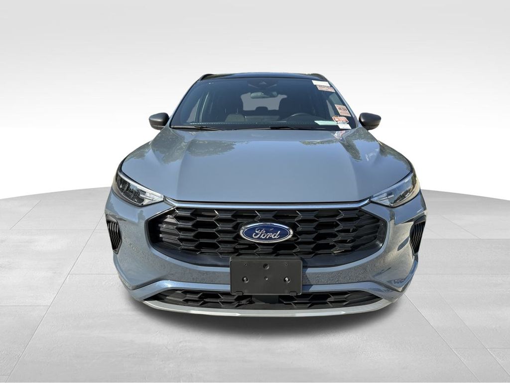 2024 Ford Escape ST-Line photo 3