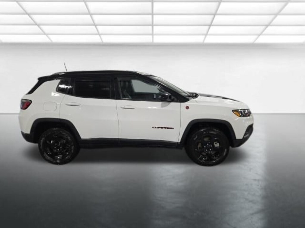 Used 2023 Jeep Compass Trailhawk SUV