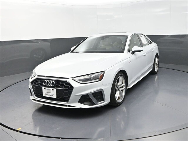 2023 Audi A4 45 S line Premium Plus Quattro photo 3