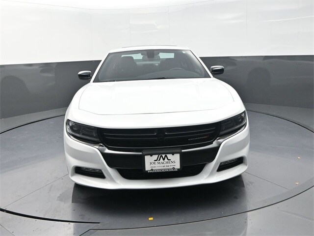 2023 Dodge Charger SXT photo 2