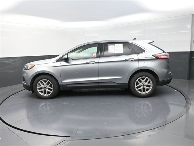 2024 Ford Edge SEL photo 4