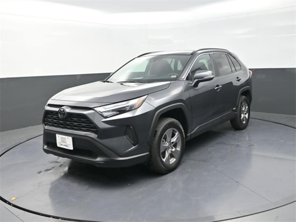Used 2025 Toyota RAV4 Hybrid XLE SUV