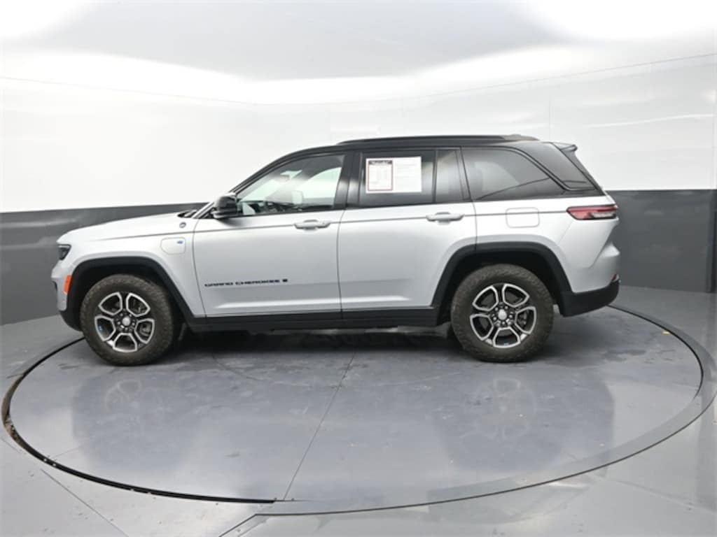 Used 2023 Jeep Grand Cherokee Trailhawk 4xe SUV