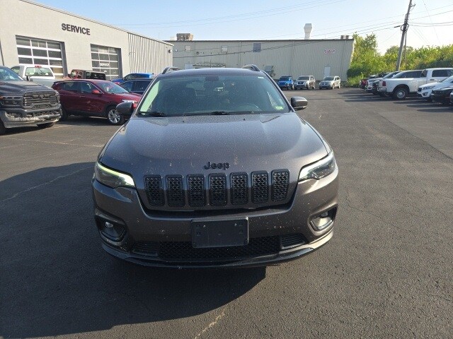 2020 Jeep Cherokee Altitude photo 2