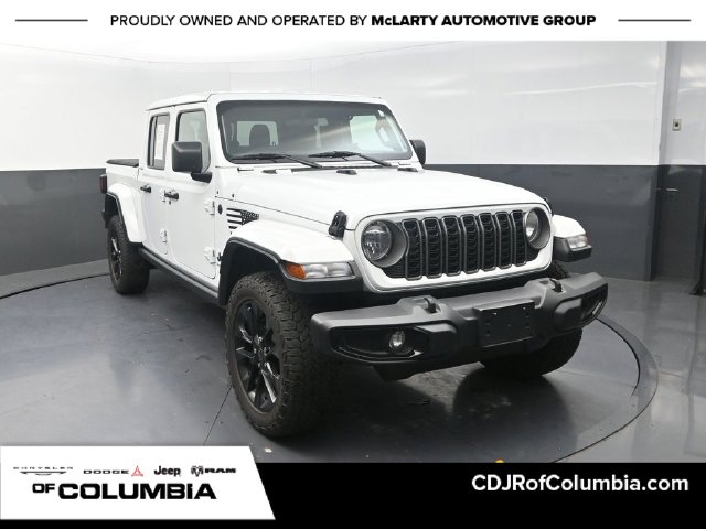 2025 Jeep Gladiator