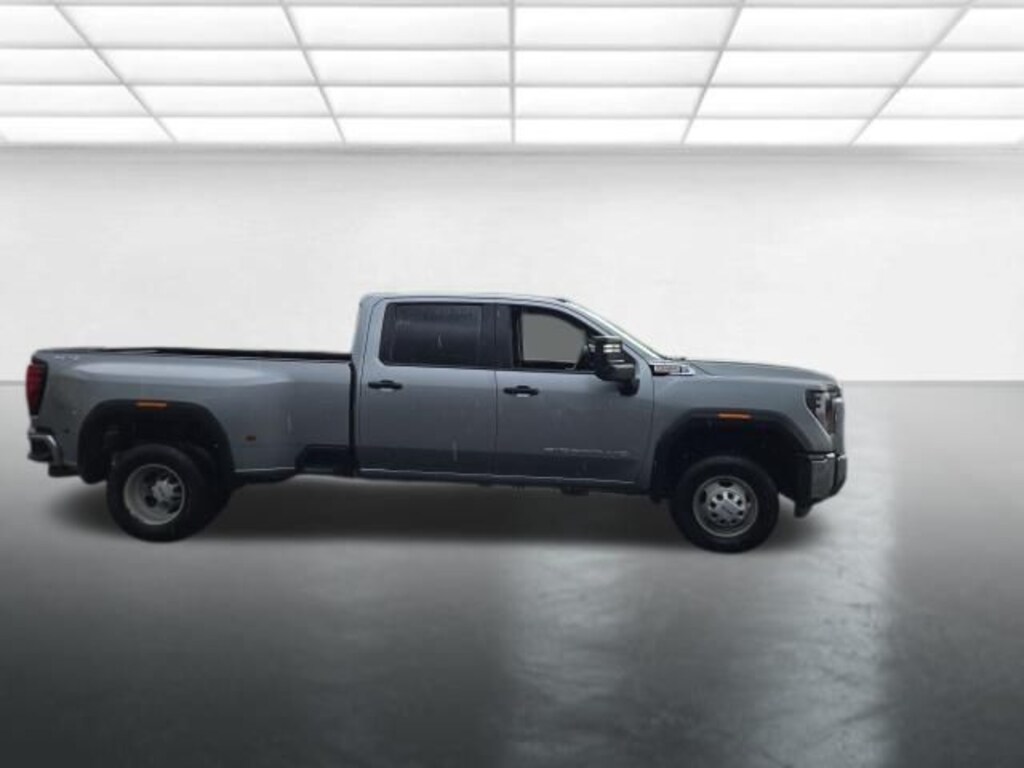 Used 2025 GMC Sierra 3500HD Pro Truck