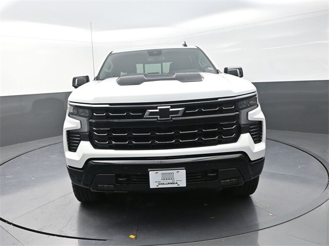 2025 Chevrolet Silverado 1500 LT Trail Boss photo 2