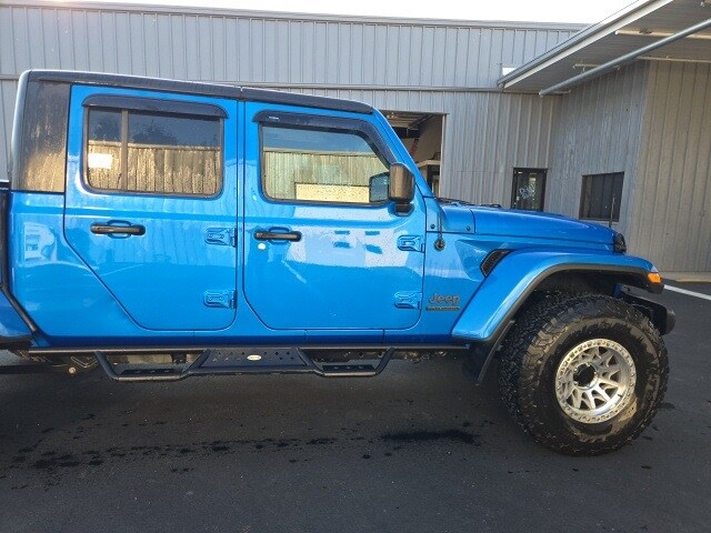 2021 Jeep Gladiator Willys photo 3