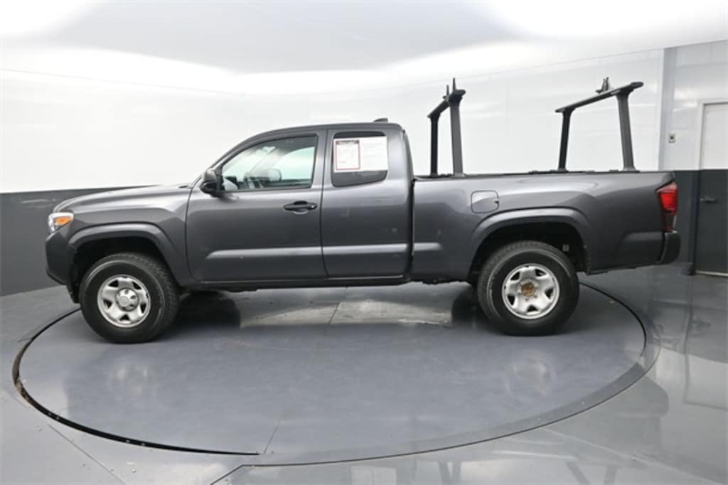 Used 2022 Toyota Tacoma SR Truck