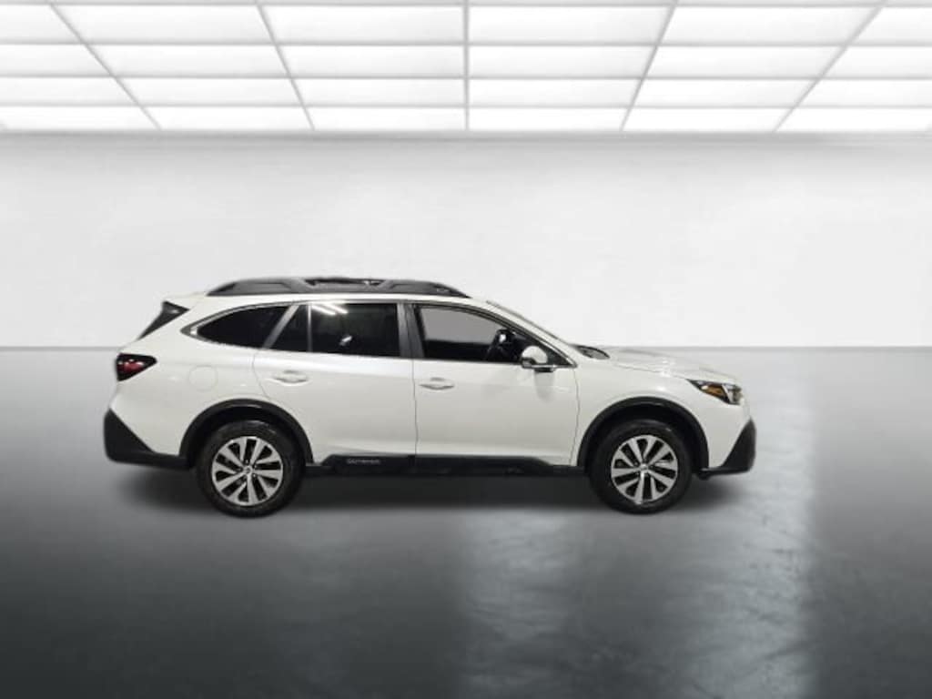 Used 2020 Subaru Outback Premium SUV