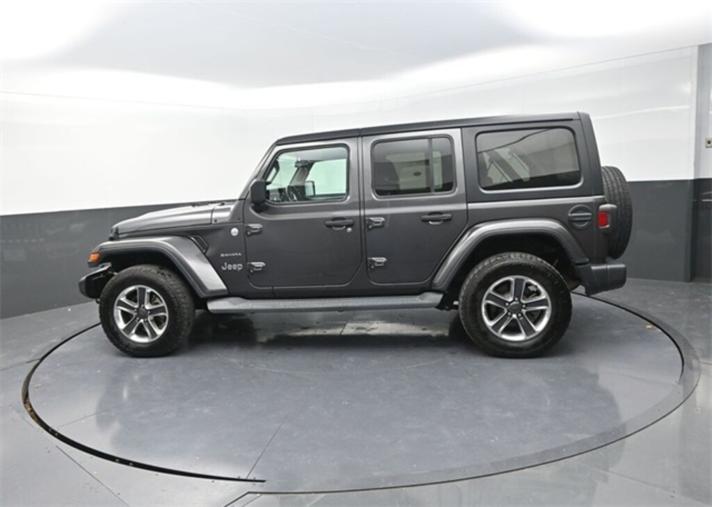 Used 2020 Jeep Wrangler Unlimited Sahara SUV