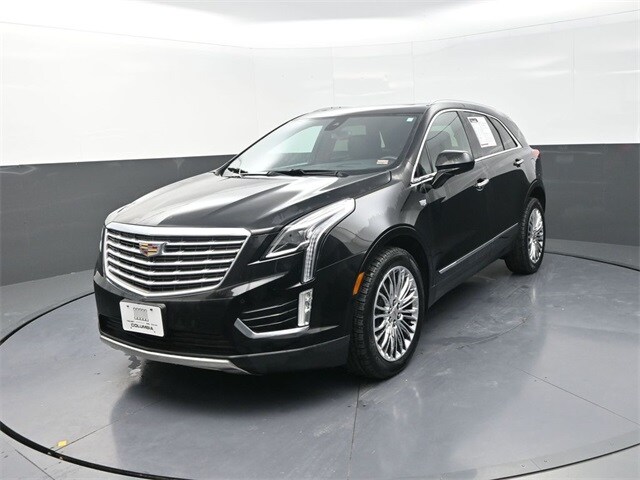 2017 Cadillac XT5 Platinum photo 2
