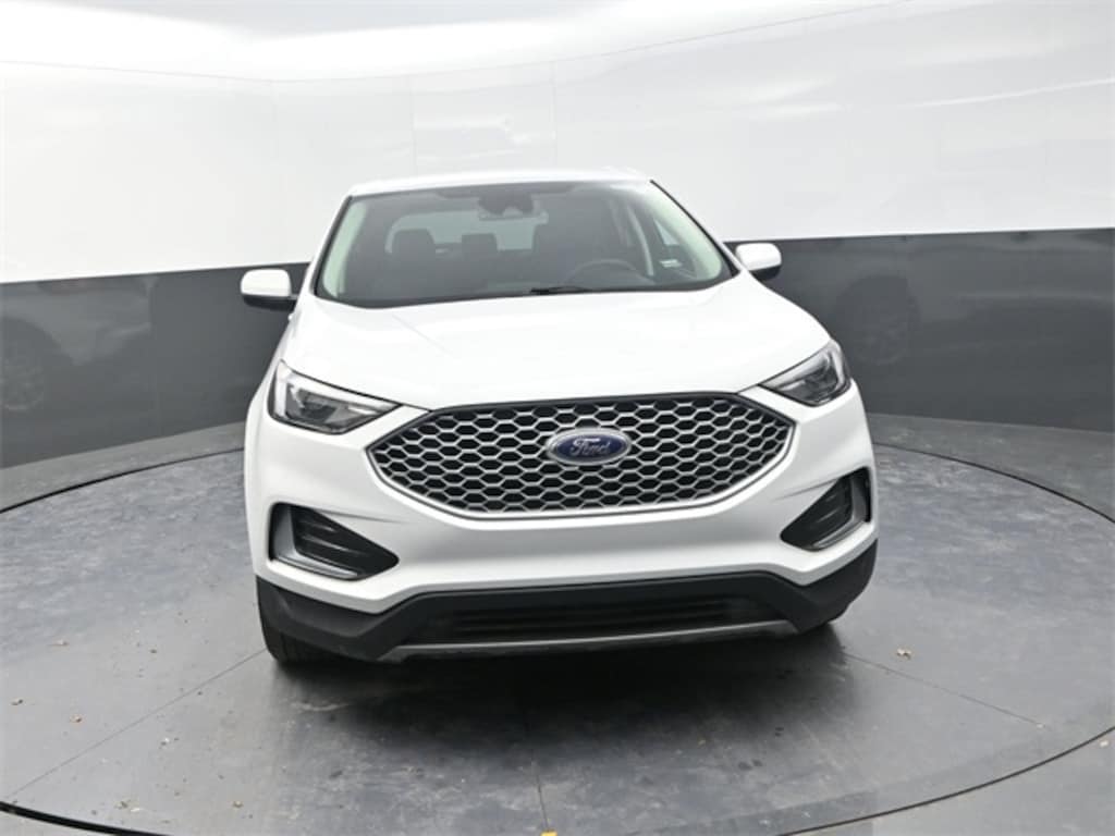 Used 2024 Ford Edge SEL SUV