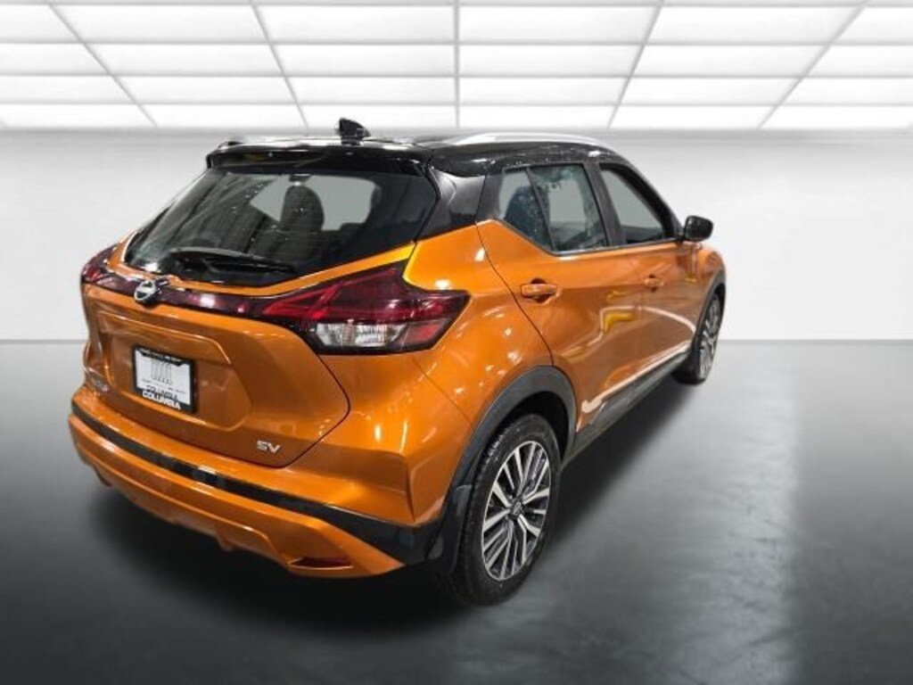 Used 2022 Nissan Kicks SV SUV
