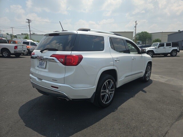 2018 Gmc Acadia Denali photo 3