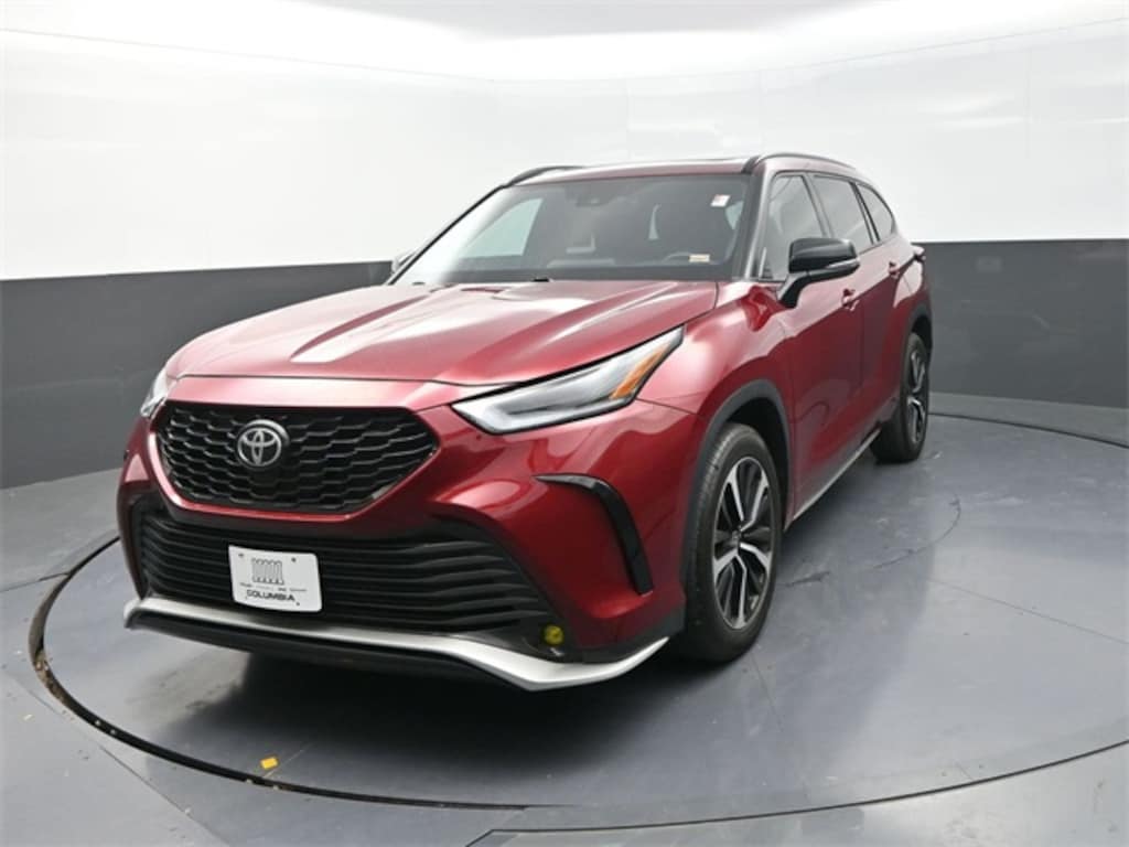 Used 2022 Toyota Highlander XSE SUV