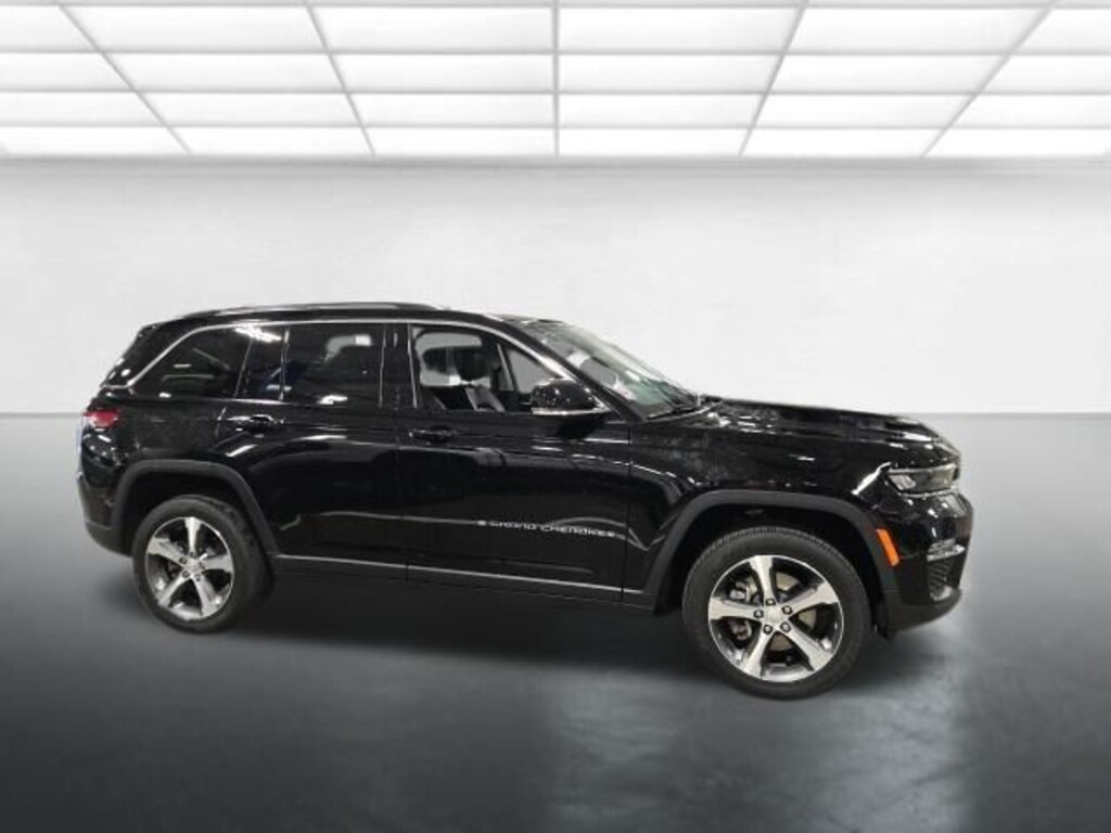 Used 2022 Jeep Grand Cherokee 4xe SUV
