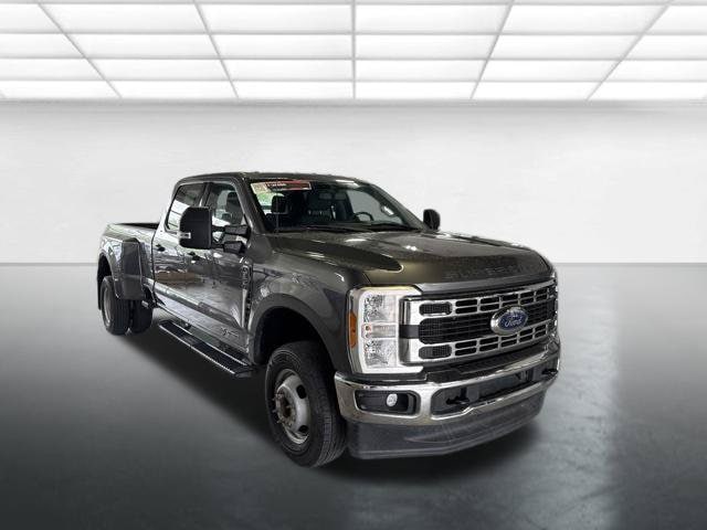 2023 Ford F-350 Super Duty XLT