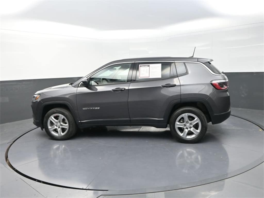 Used 2024 Jeep Compass Sport SUV