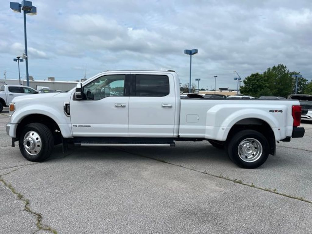 Used 2020 Ford F-450SD Lariat Truck