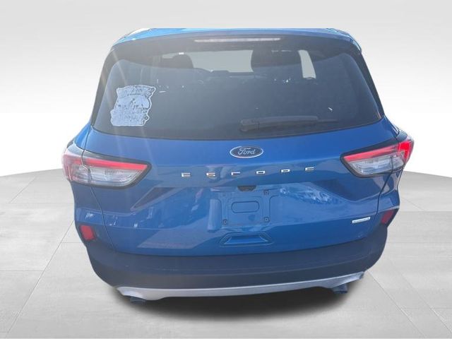 2020 Ford Escape S photo 3