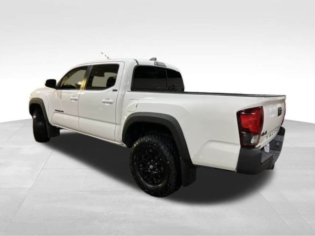 Used 2020 Toyota Tacoma SR5 Truck