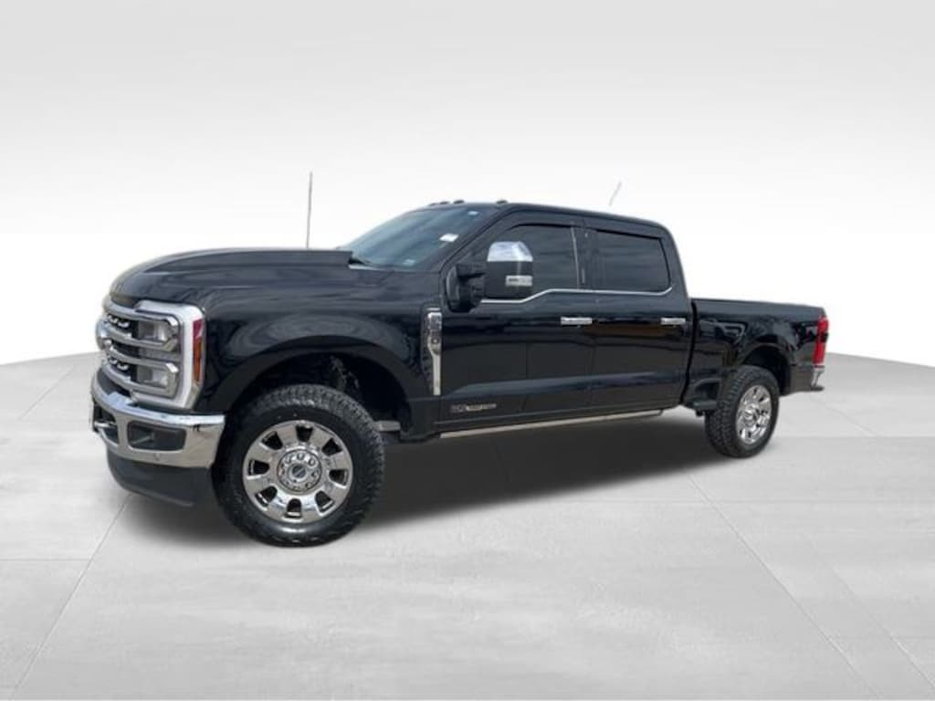 Used 2024 Ford F-250SD Lariat Truck