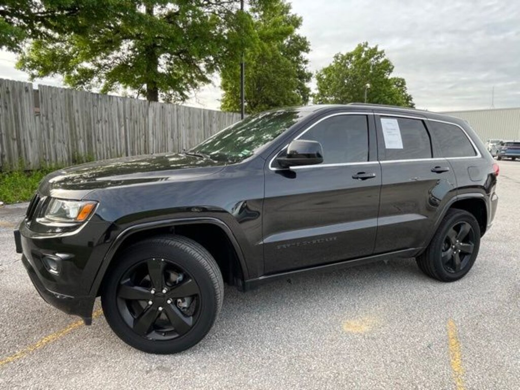 Used 2015 Jeep Grand Cherokee Altitude SUV