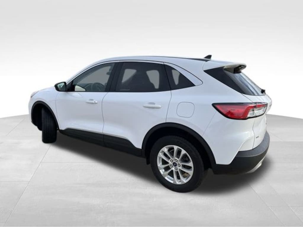 Used 2022 Ford Escape SE SUV