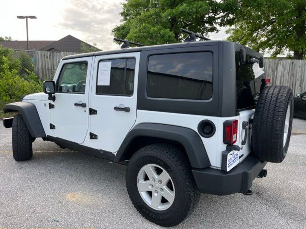 Used 2015 Jeep Wrangler Unlimited Sport SUV