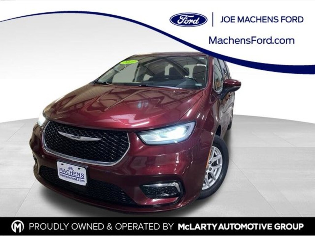 Used 2023 Chrysler Pacifica Touring L Minivan/Van