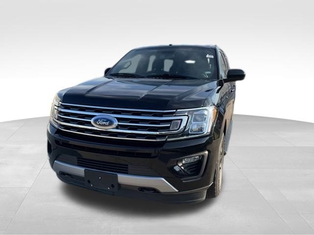 Used 2019 Ford Expedition XLT with VIN 1FMJK1JT4KEA35770 for sale in Columbia, MO