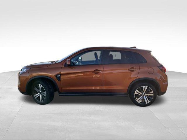 2024 Mitsubishi Outlander Sport S photo 2