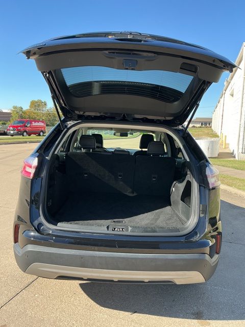 2024 Ford Edge SEL photo 3