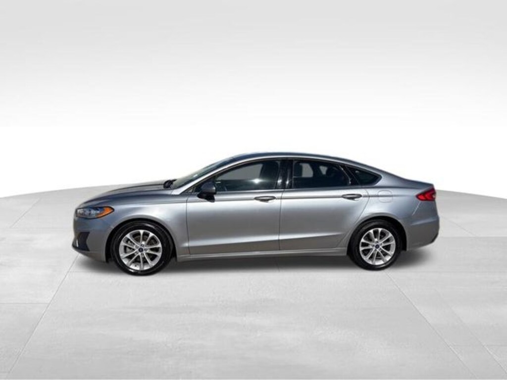 Used 2020 Ford Fusion SE Sedan