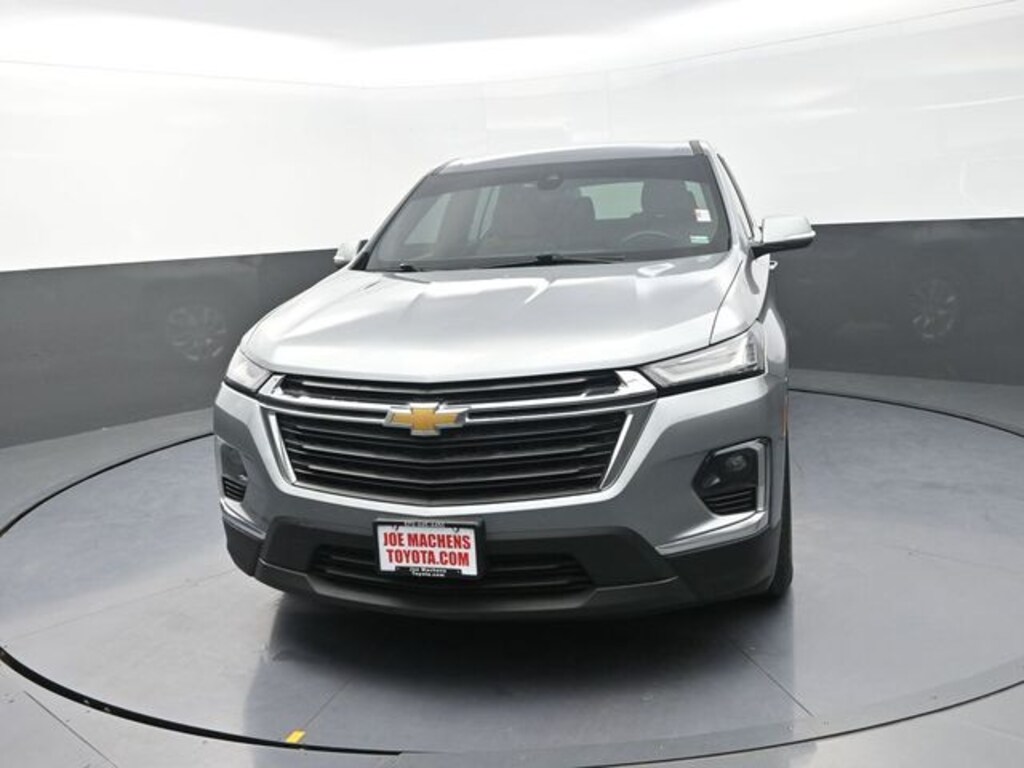 Used 2023 Chevrolet Traverse LS SUV