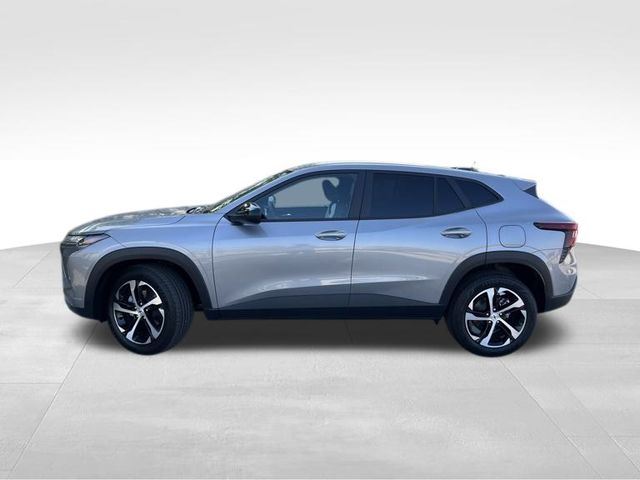2025 Chevrolet Trax photo 3