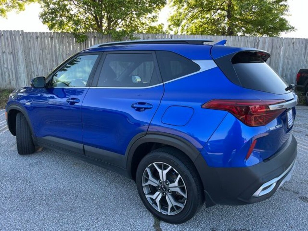 Used 2021 Kia Seltos EX SUV