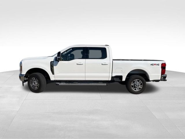 2025 Ford F-250 Lariat photo 3