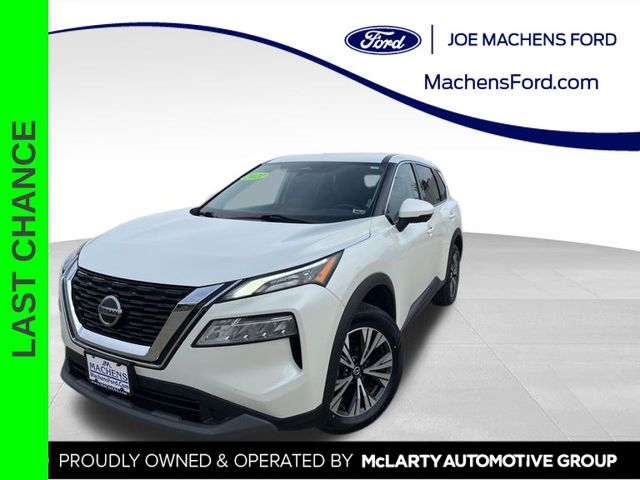 2021 Nissan Rogue SV's photo