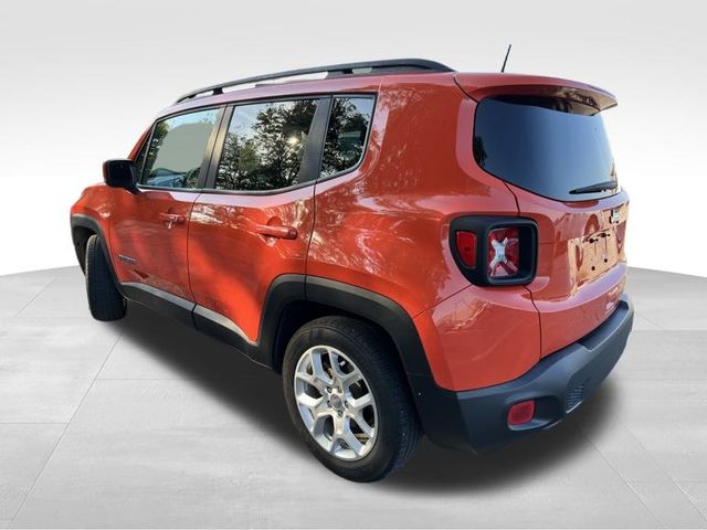 2018 Jeep Renegade Latitude North Edition photo 2