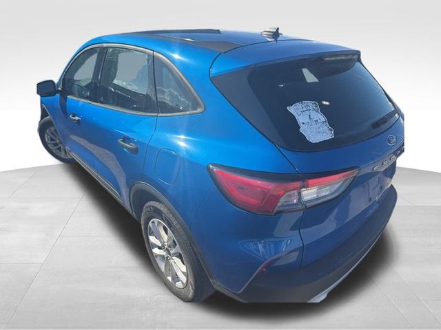 2020 Ford Escape S photo 2