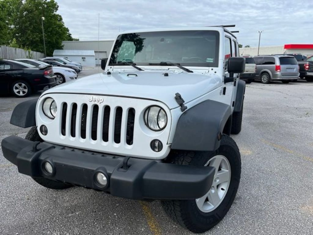 Used 2015 Jeep Wrangler Unlimited Sport SUV