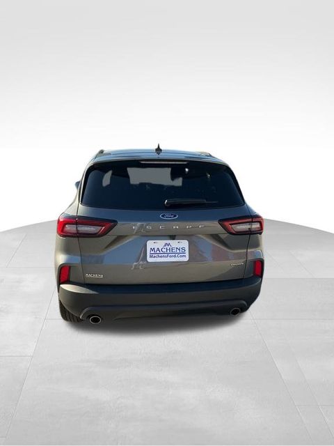 2025 Ford Escape ST-Line photo 3