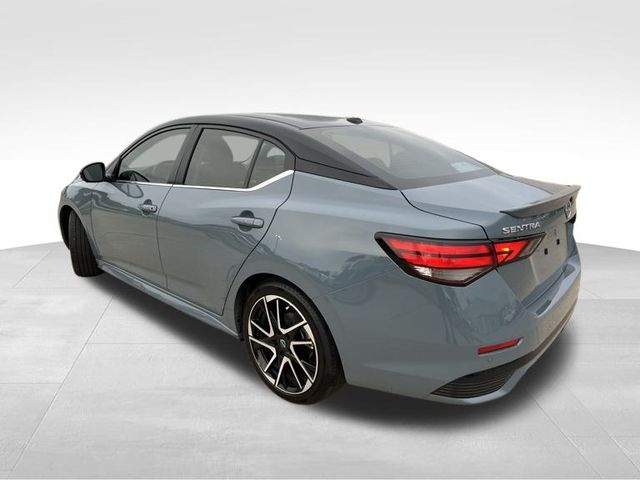 2025 Nissan Sentra SR photo 3