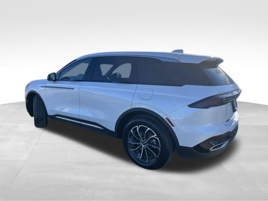 Used 2026 Lincoln Nautilus Premiere SUV