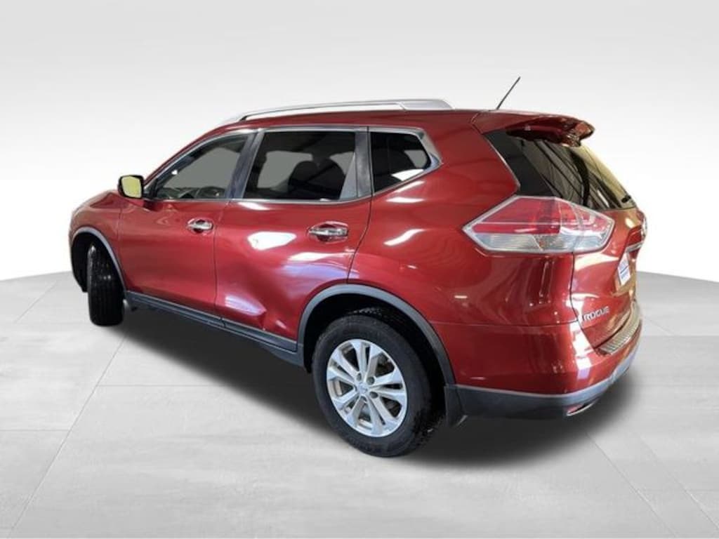 Used 2016 Nissan Rogue SV SUV