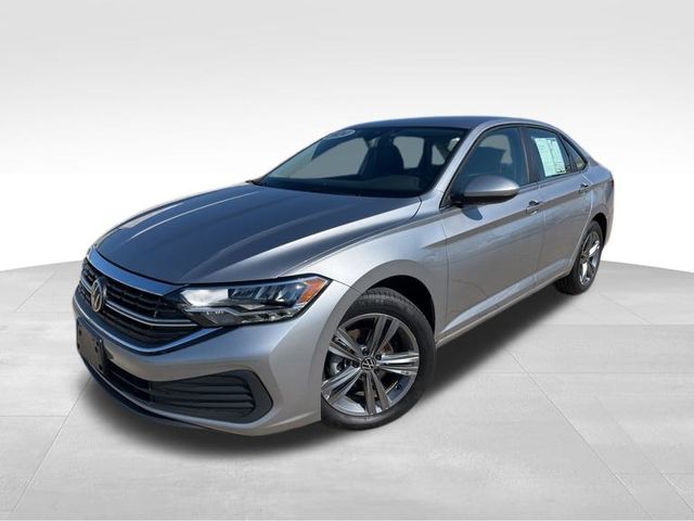 2024 Volkswagen Jetta SE photo 2