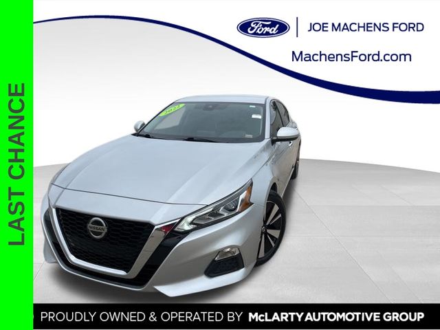 2022 Nissan Altima SV