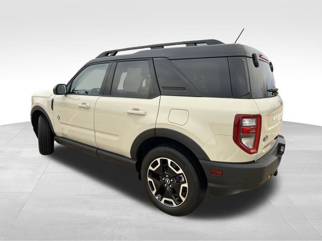 2024 Ford Bronco Sport Outer Banks photo 3